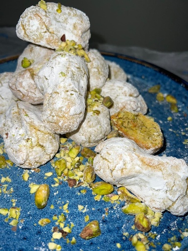 Greek Pistachio Biscuit (11 pcs)